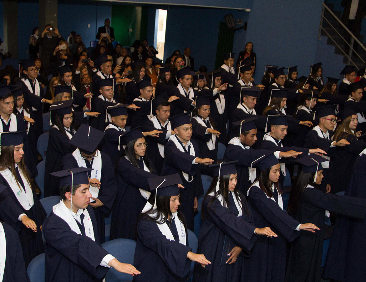 Graduación de estudiantes - juramento