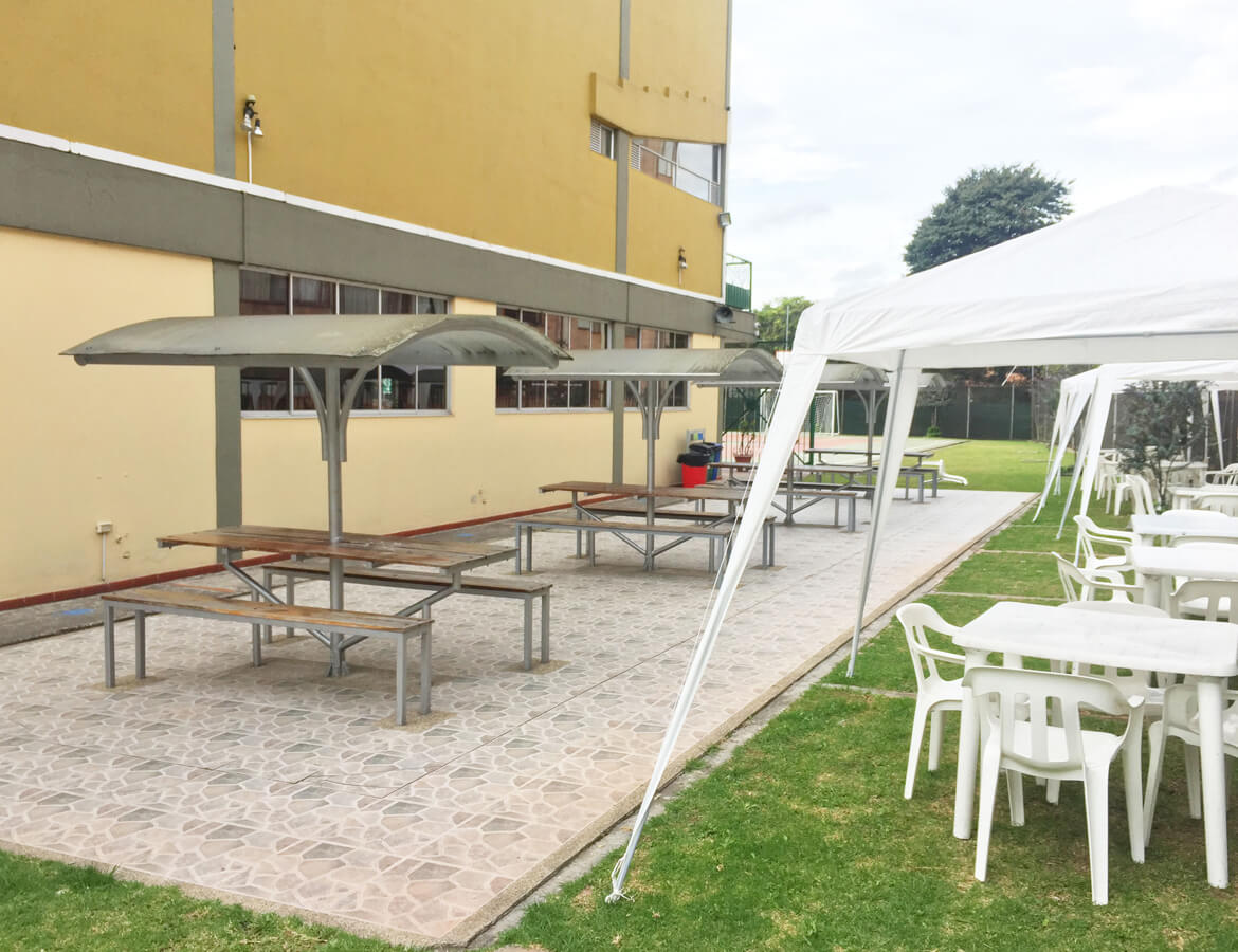 comedores-carpas-aire-libre-1